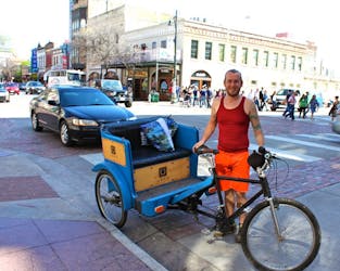 Private guided pedicab tour of Downtown Austin